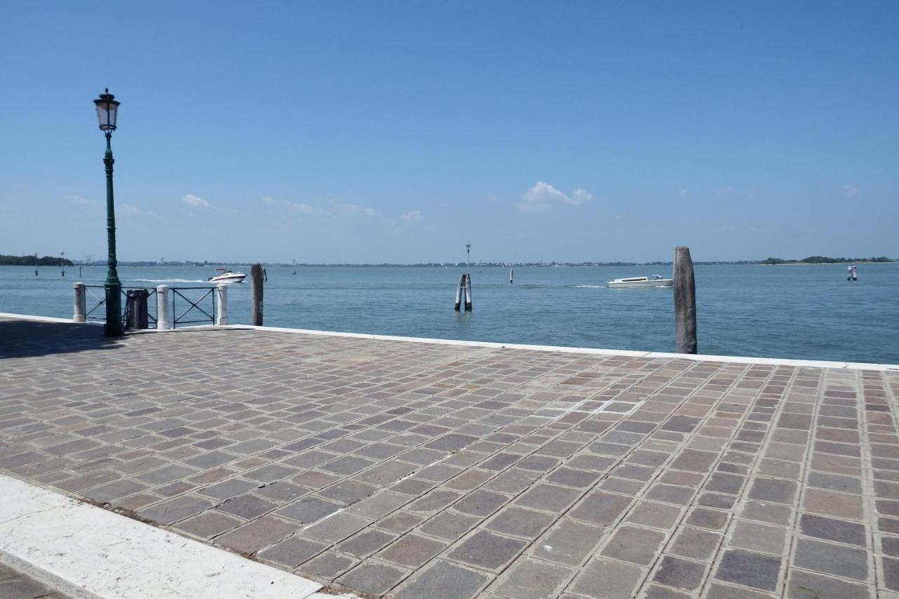 Apartamento No Stress Bayview Venecia